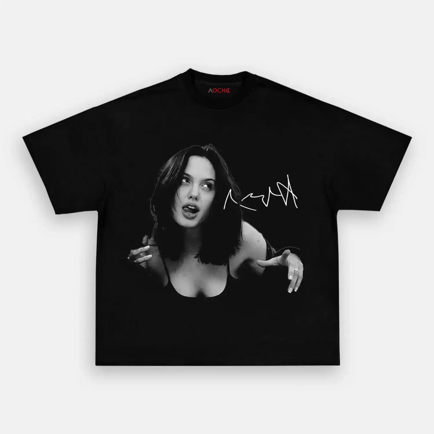 Angelina jolie B&W S1 WEAR