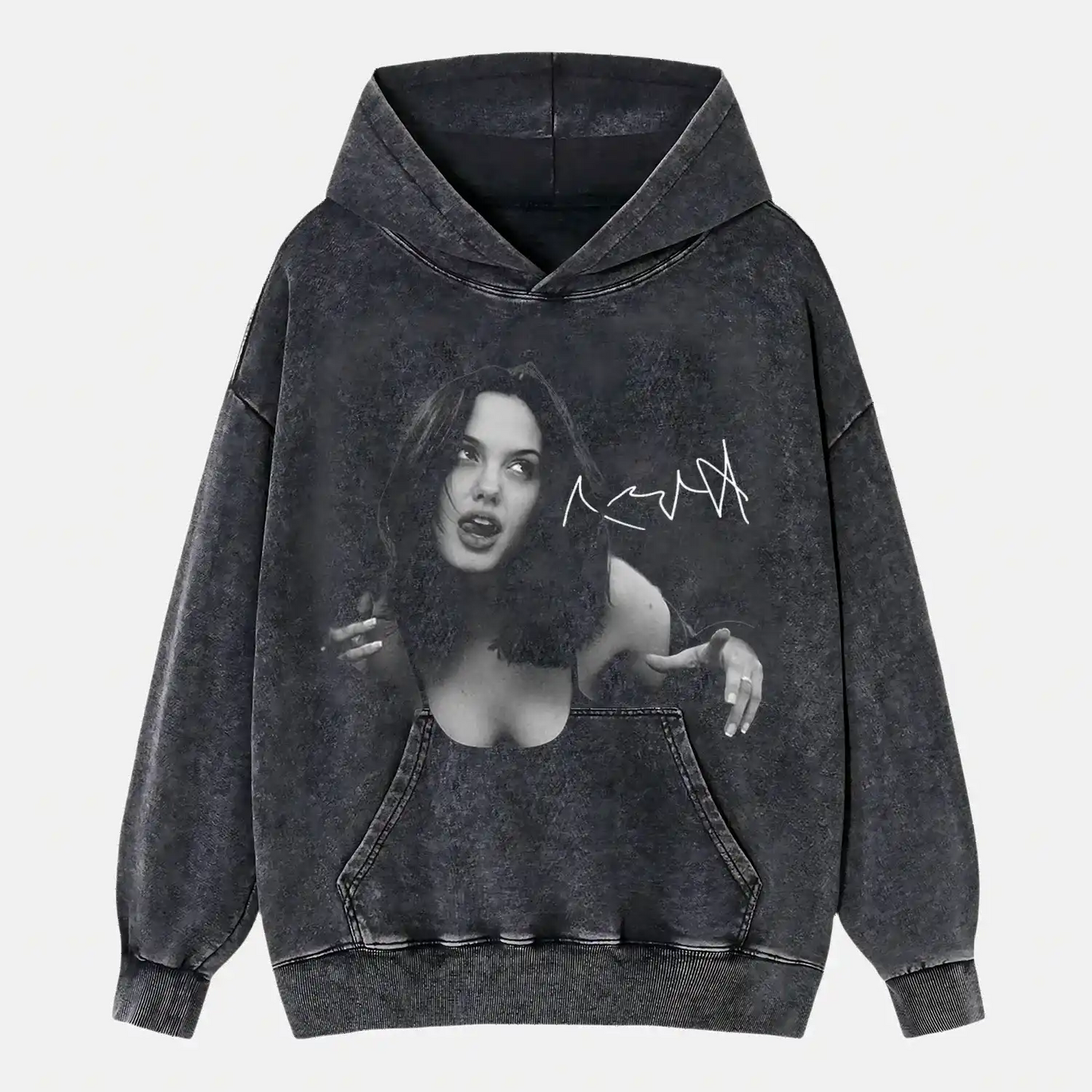 Angelina jolie B&W S1 WEAR