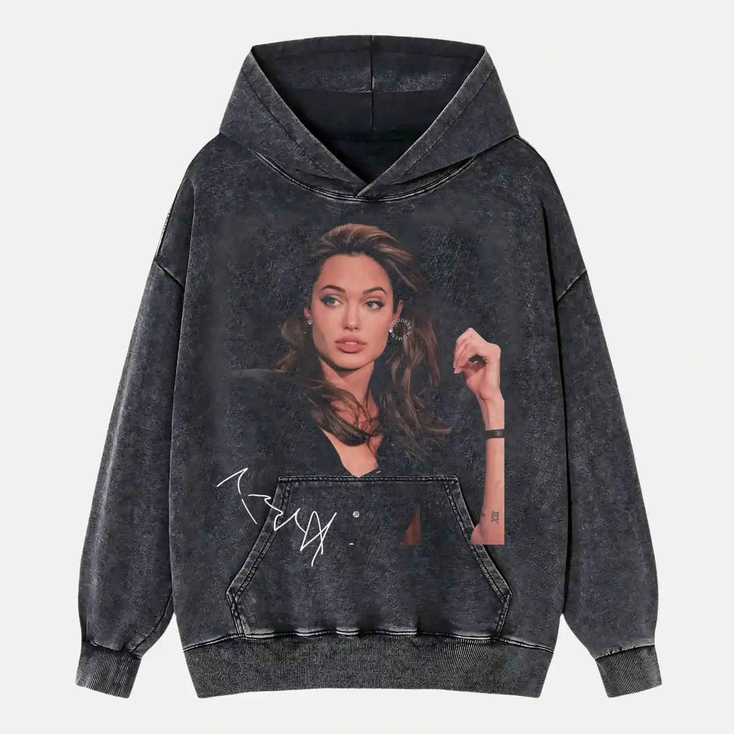 Angelina jolie S1 WEAR