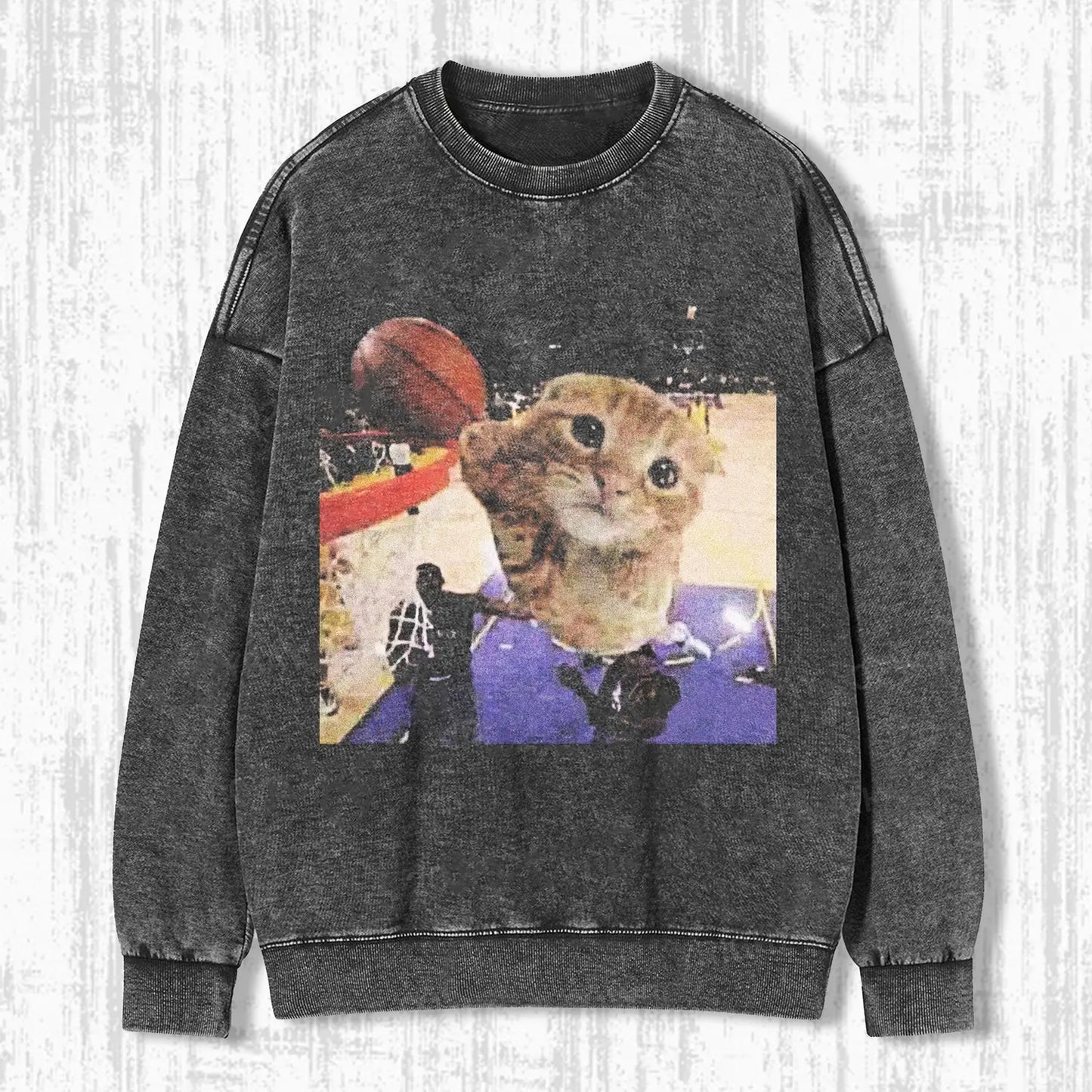 BASKETBALL EXPERT CAT T-SHIRT