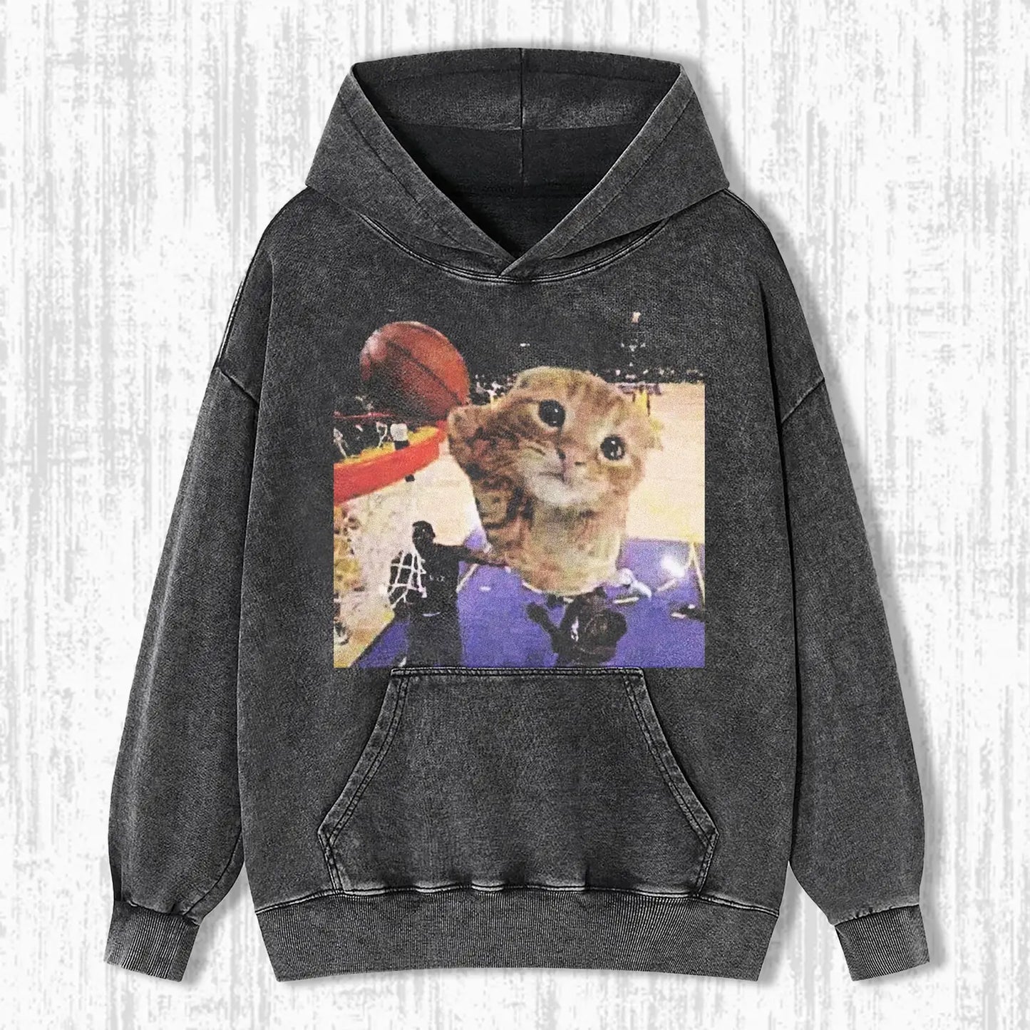 BASKETBALL EXPERT CAT T-SHIRT