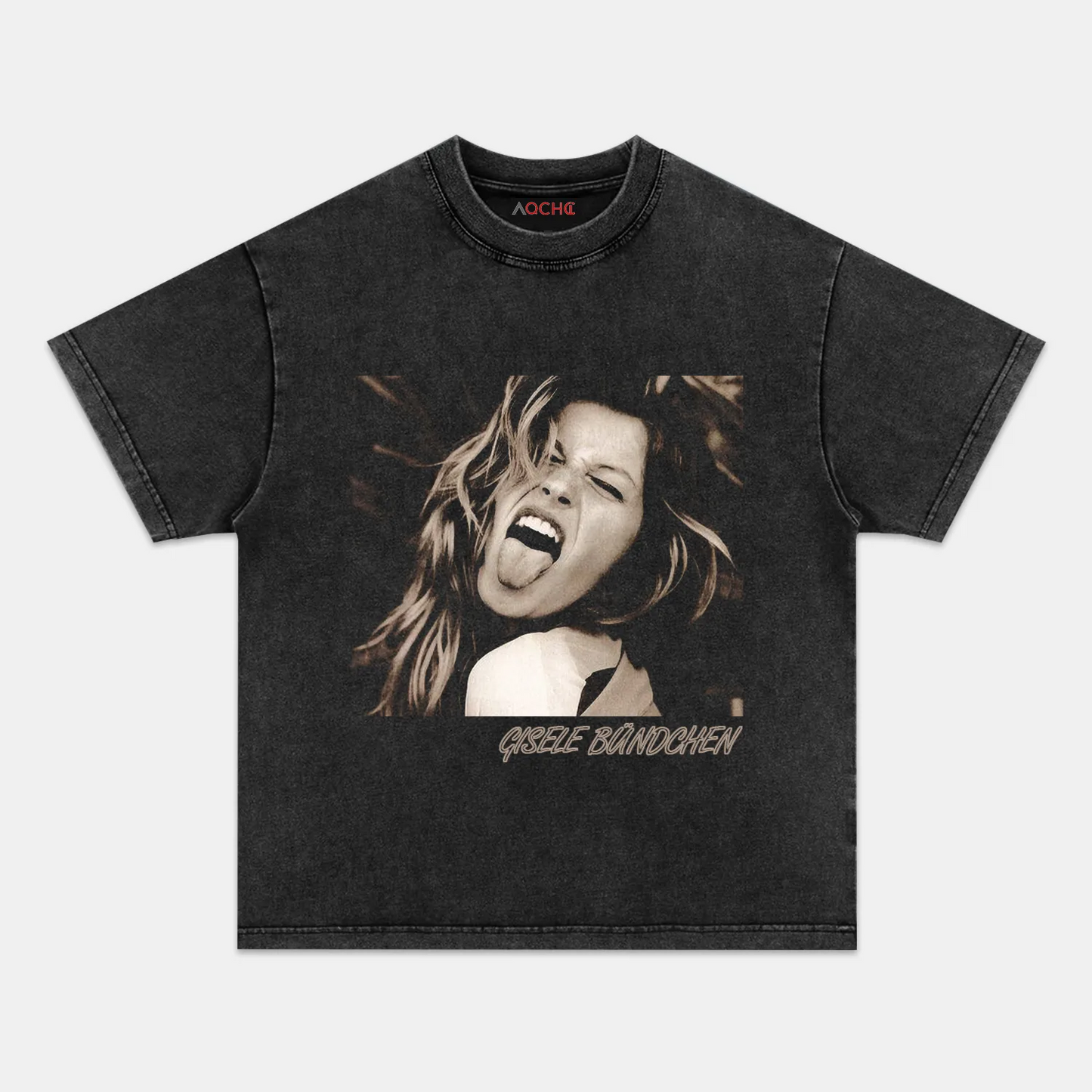 GISELE B¨¹NDCHEN TEE