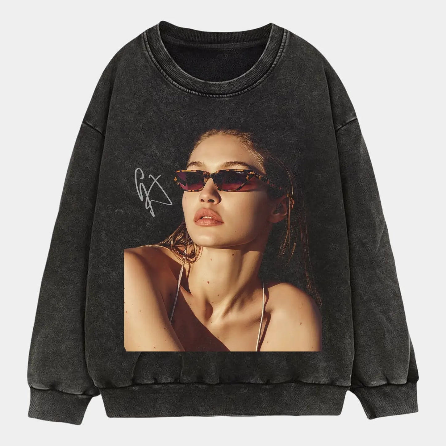 Gigi Hadid Tee V1.2