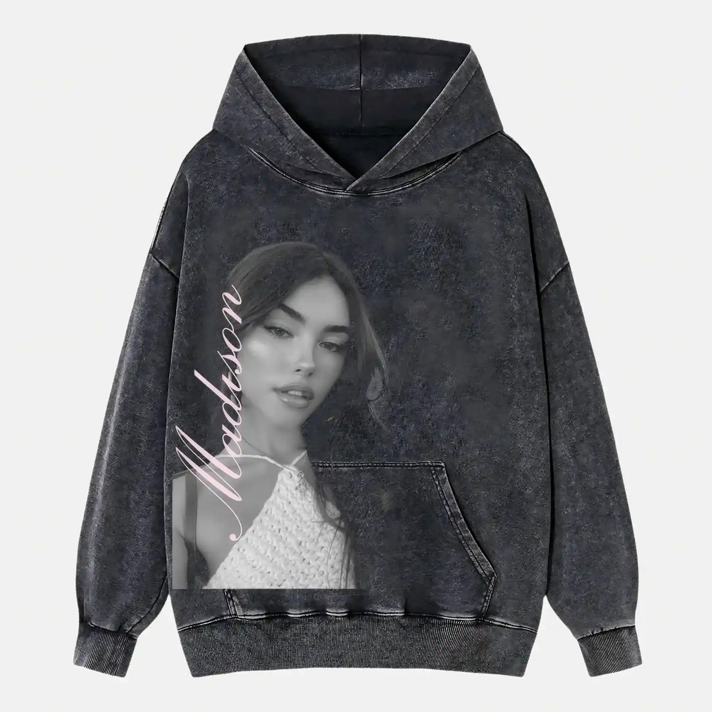 Madison beer B&W S5 Wear