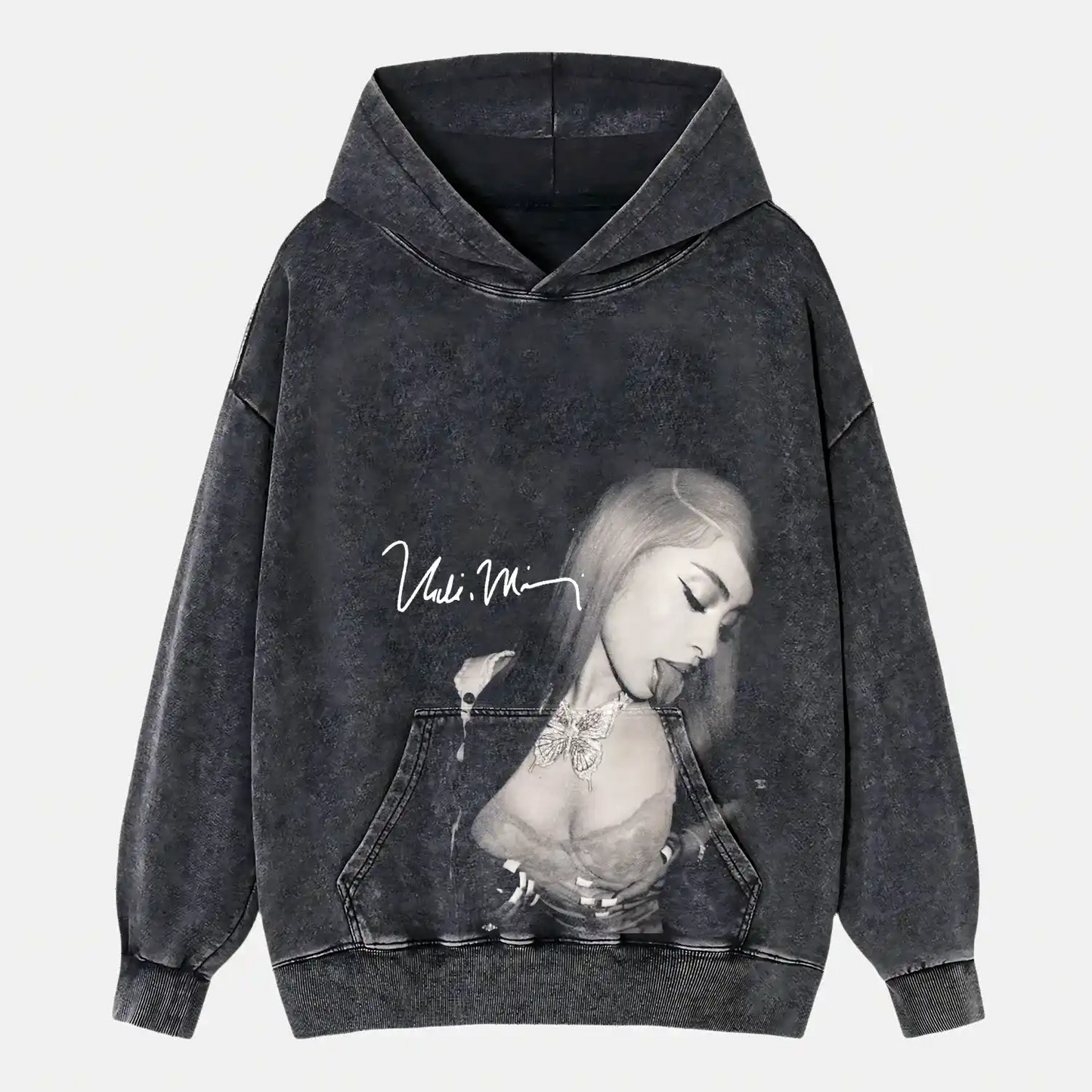 Nicki Minaj B&W S1 Wear