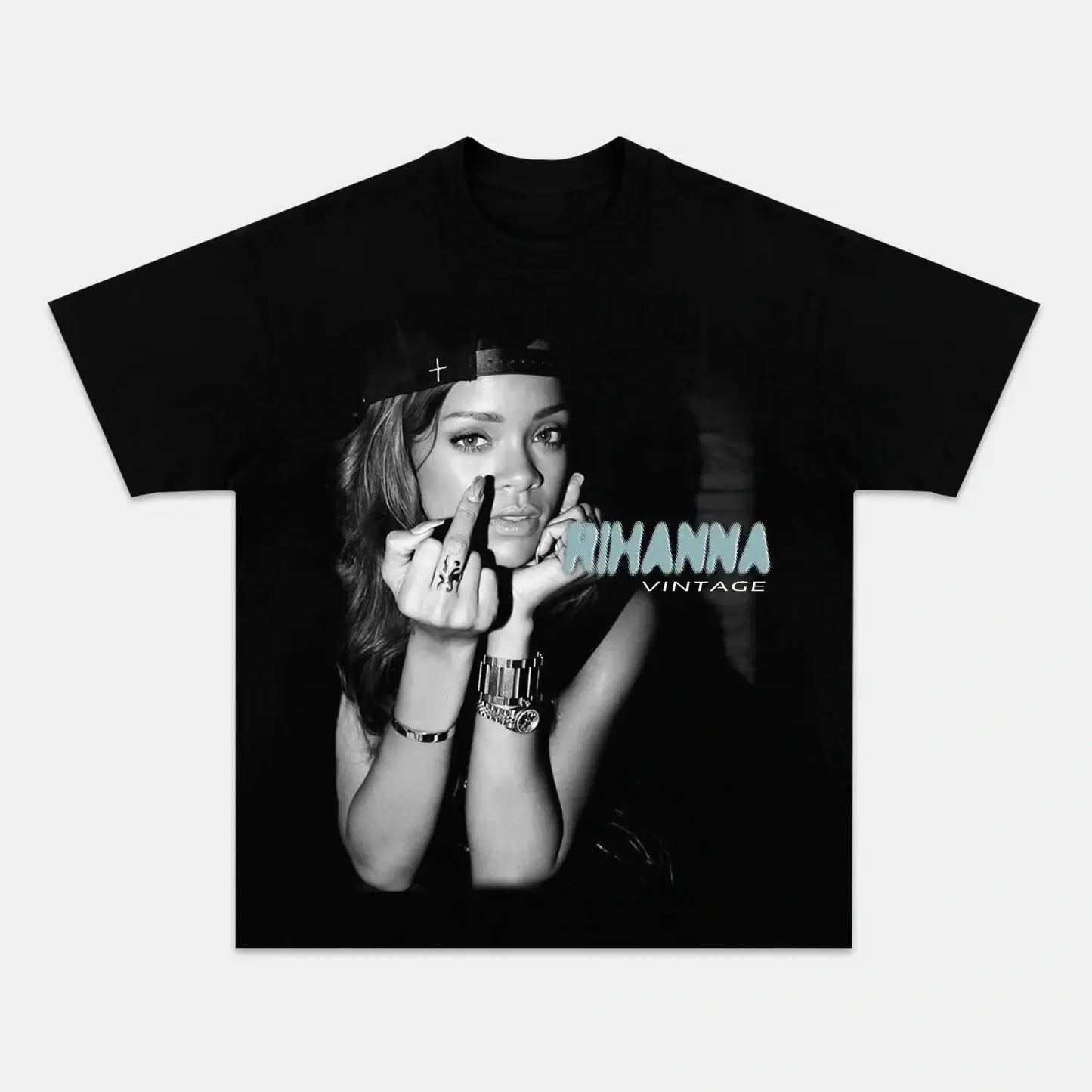 RIHANNA 3.31 TEE