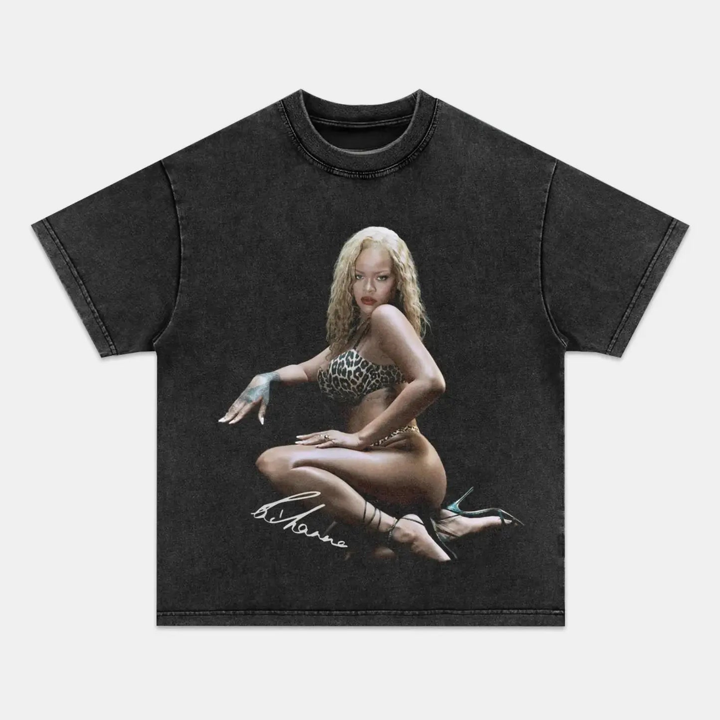 RIHANNA 4.2 TEE
