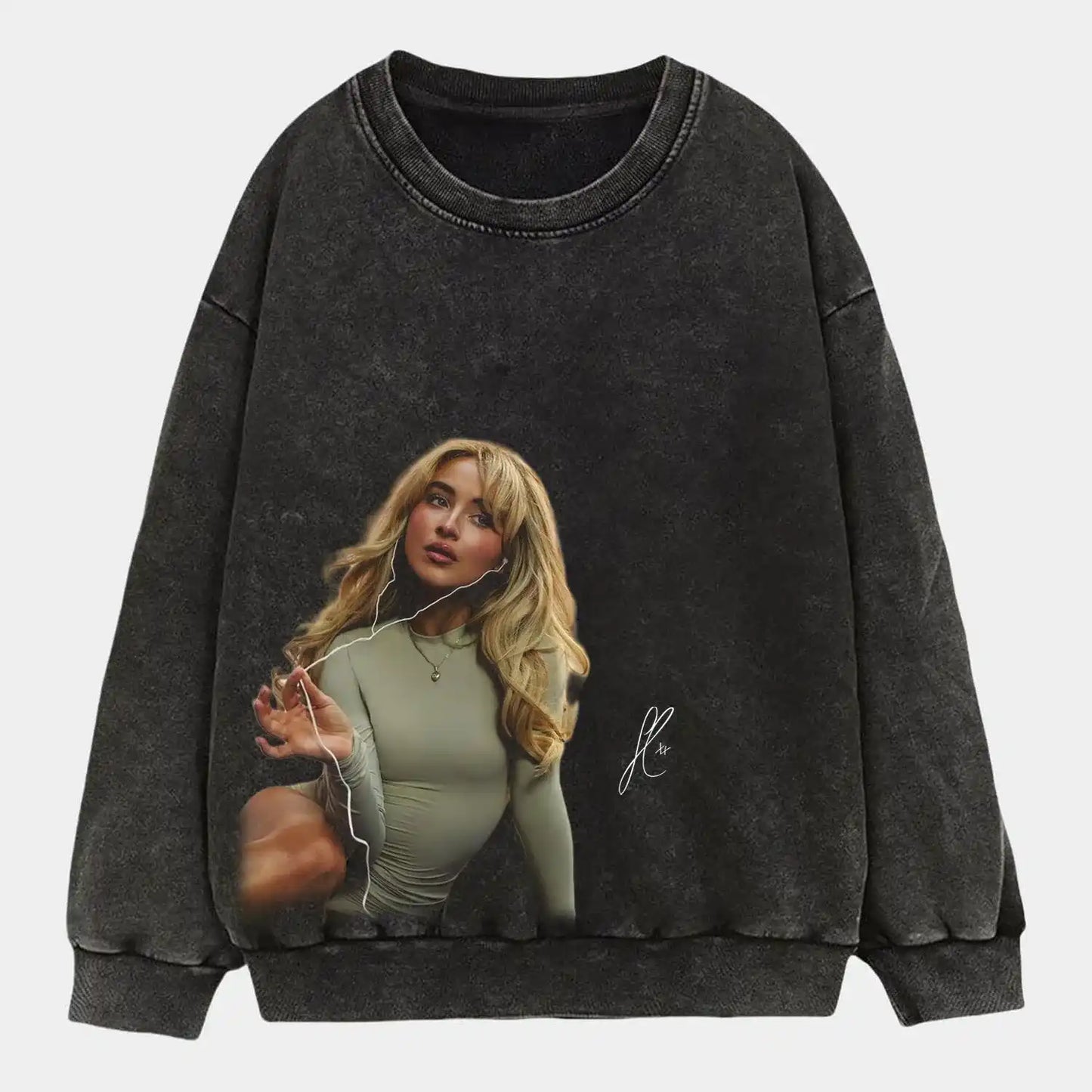 Sabrina carpenter S3 WEAR