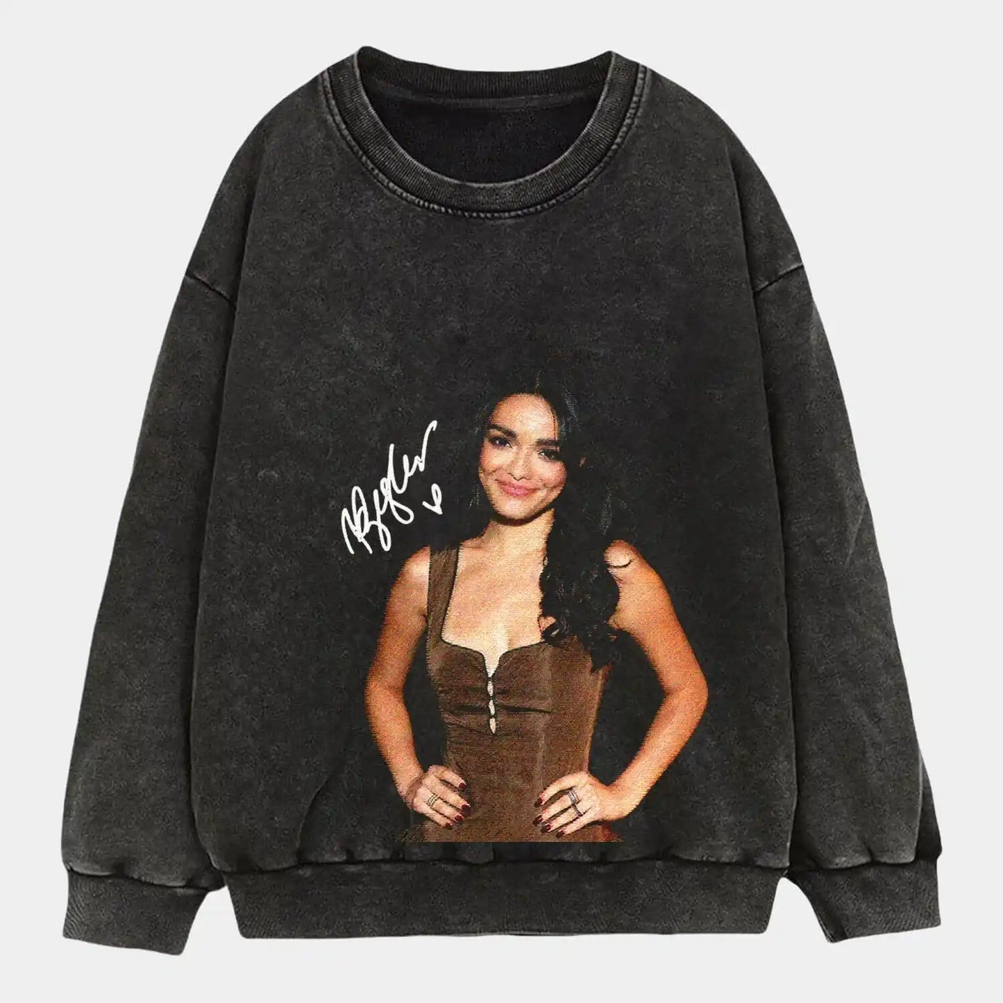 Snow White;Rachel Zegler Wear
