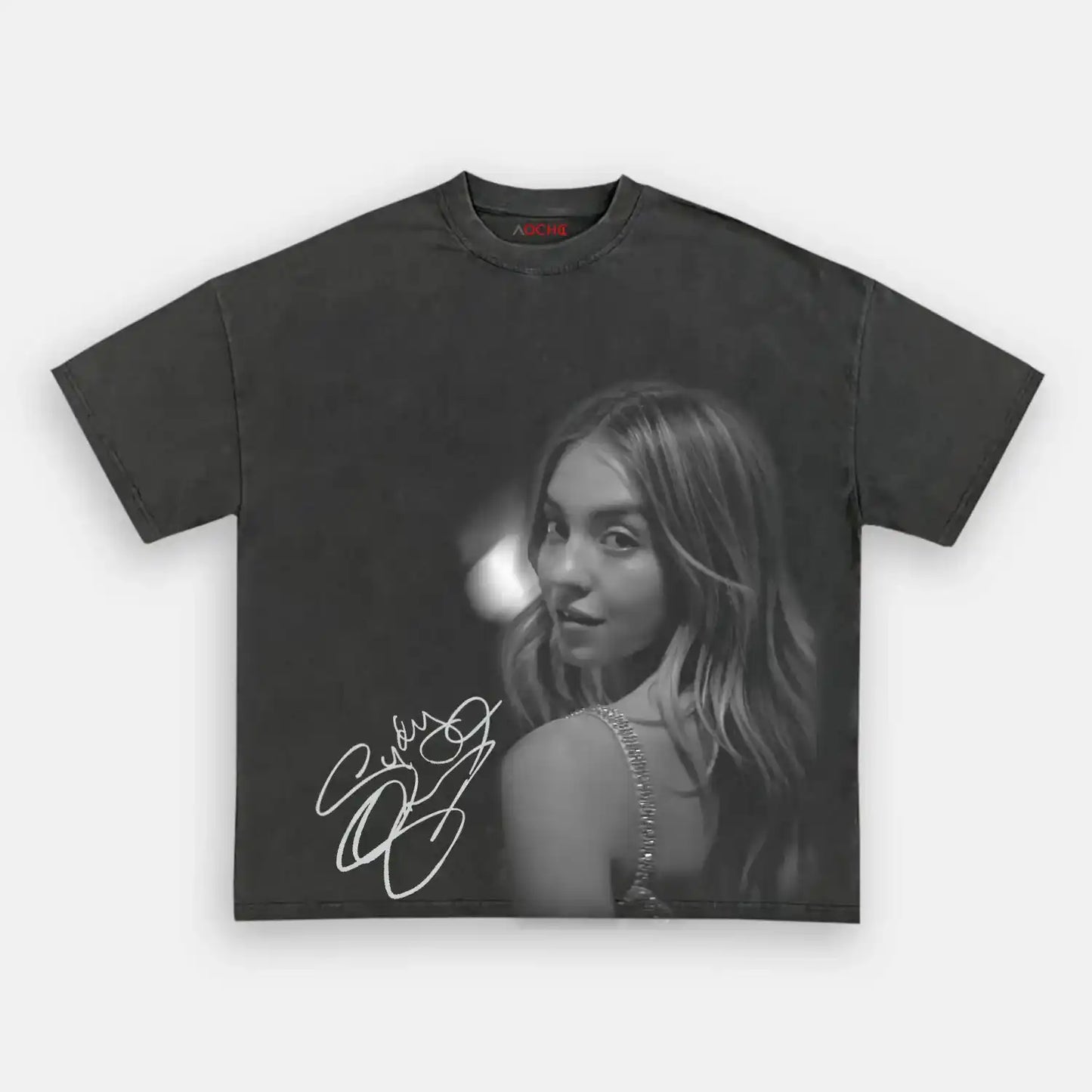 Sydeny Sweeney Look back Wear