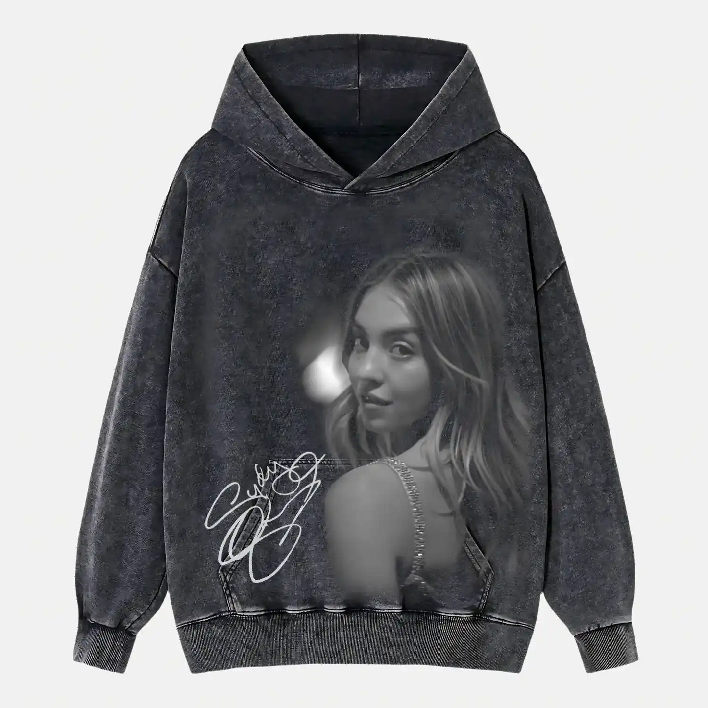 Sydeny Sweeney Look back Wear