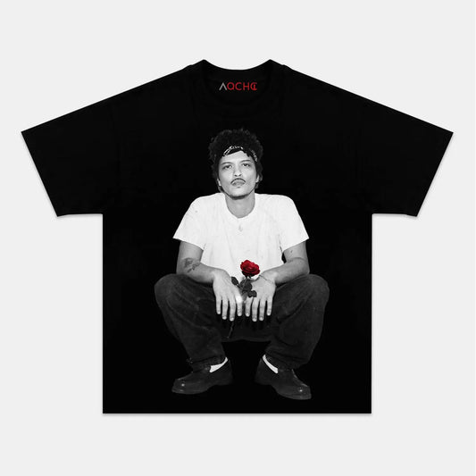 BLACK T-SHIRT