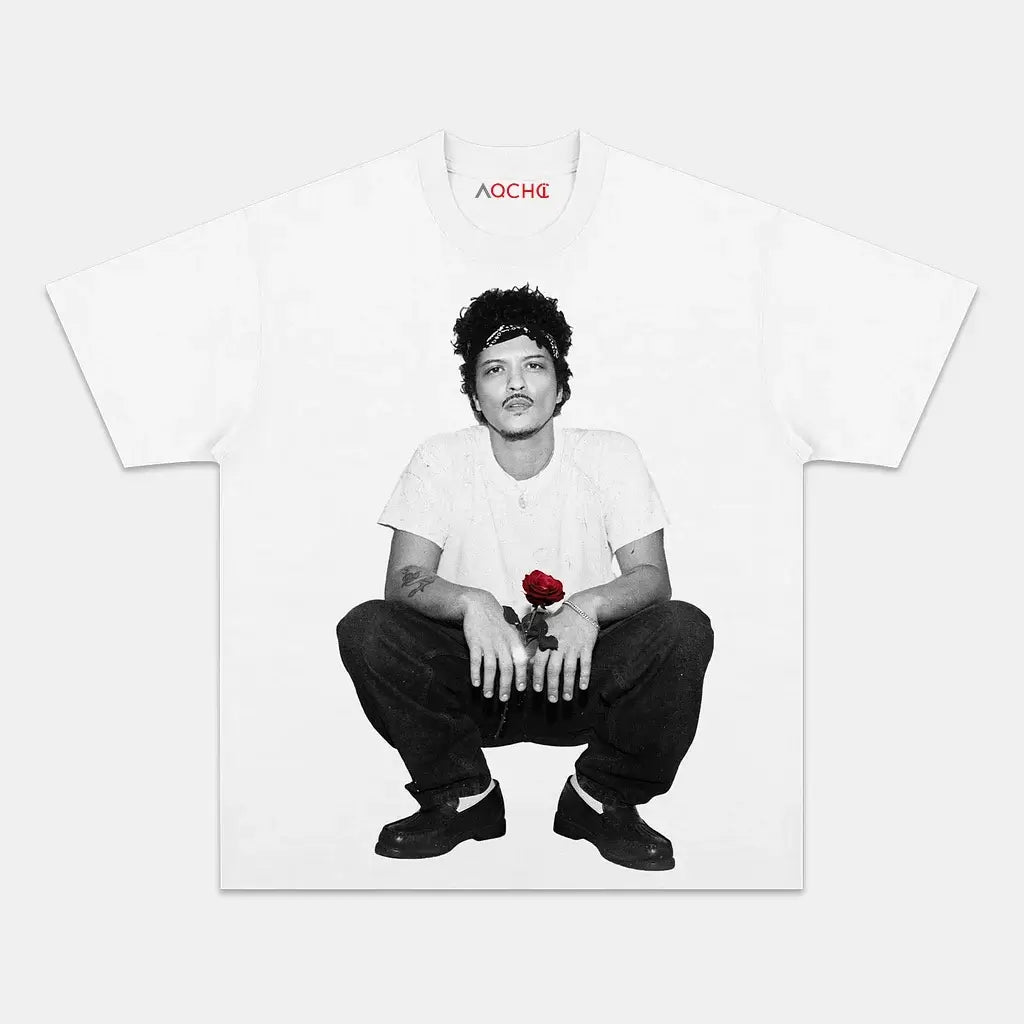 WHITE T-SHIRT