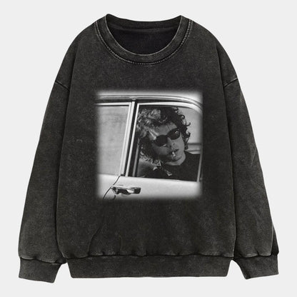 A COMPLETE UNKNOWN WEAR
