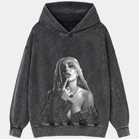 Ava Max V3 TEE