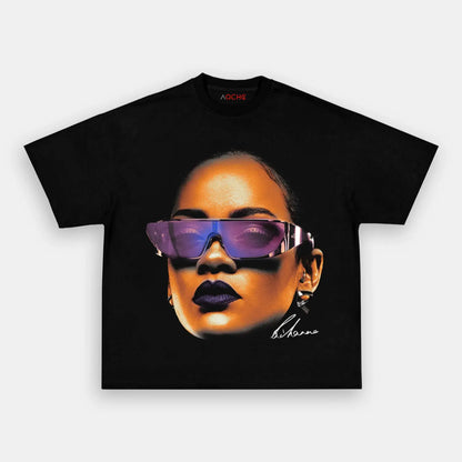 BIG FACE RIHANNA TEE