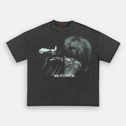 Beyonce Holding a microphone Wear