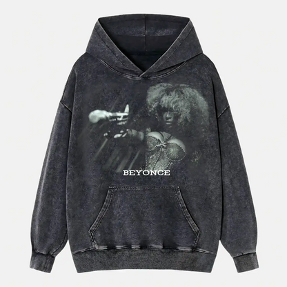 Beyonce Holding a microphone Wear