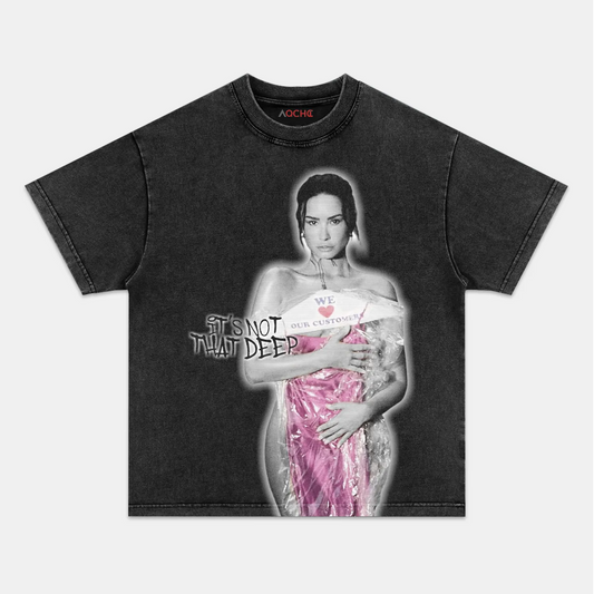 DEMI LOVATO & IT'S NOT THAT DEEP TEE