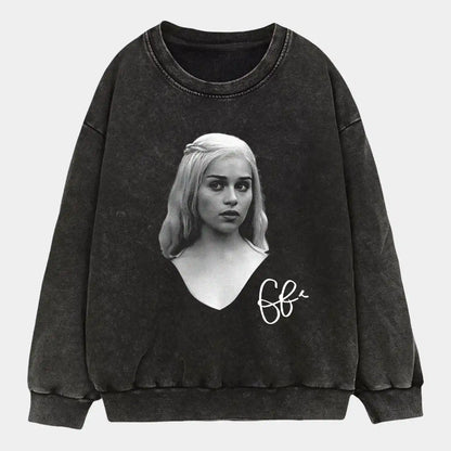 Emilia Clarke B&W C1 WEAR
