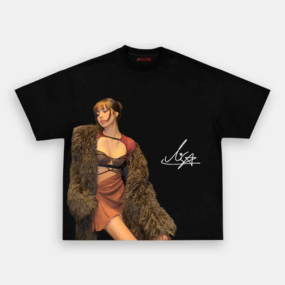 LISA QUEEN TEE