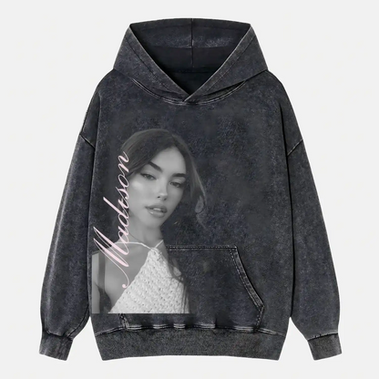Madison beer B&W S5 Wear