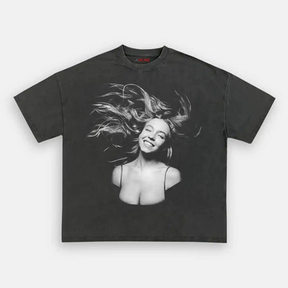 Sdney Sweeney B&W C1 WEAR