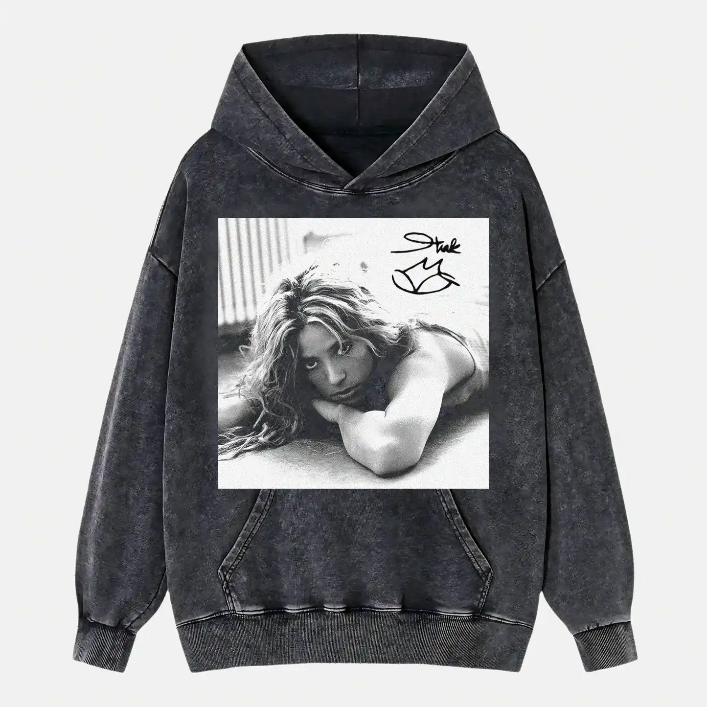 Shakira B&W 5.14 Wear